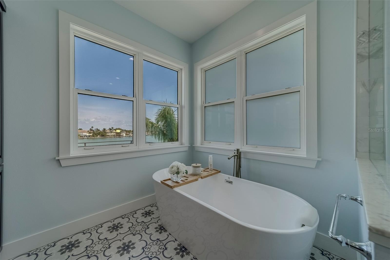 Image 24 of 92 For 15805 Redington Drive