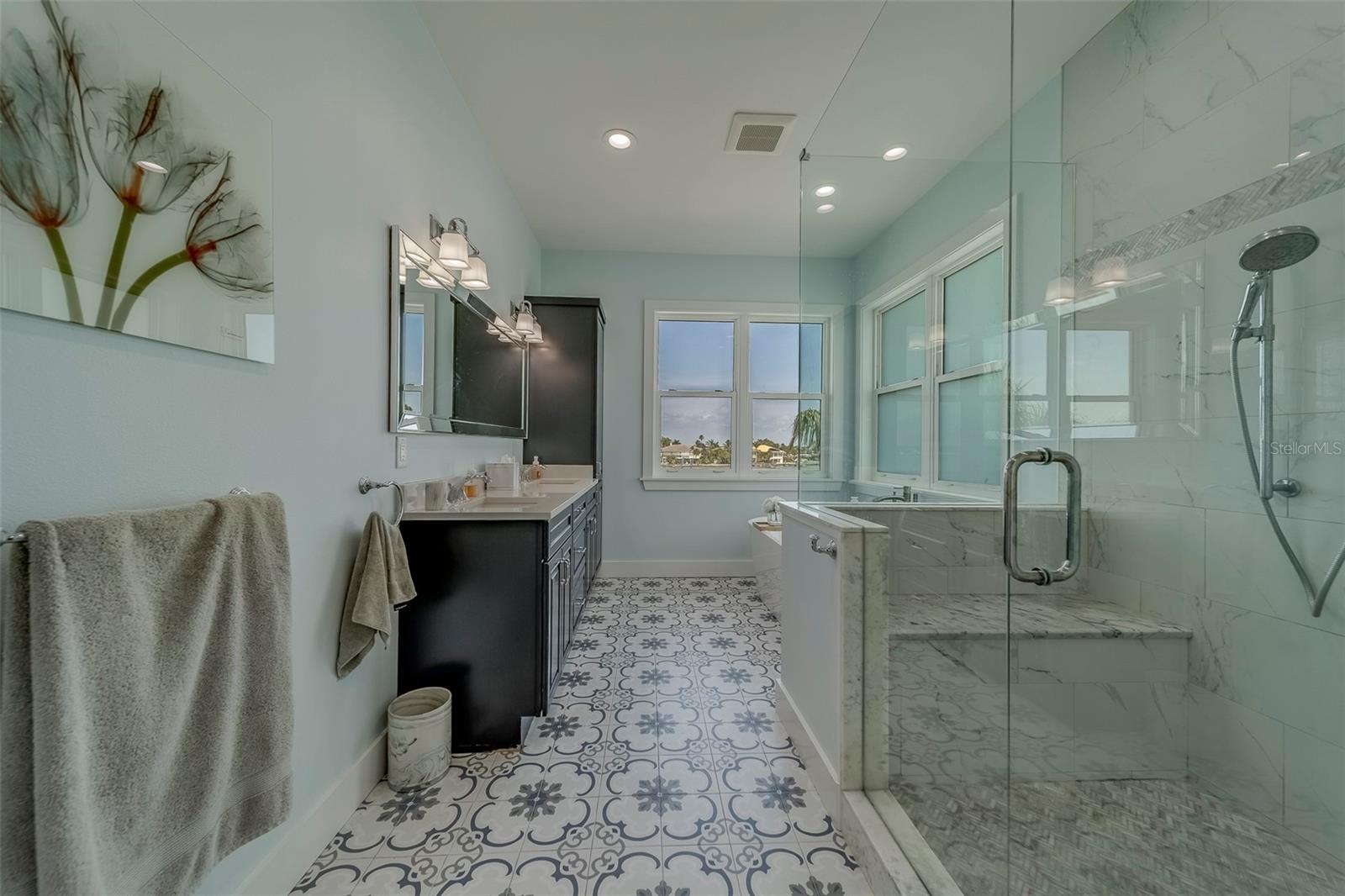 Image 26 of 92 For 15805 Redington Drive