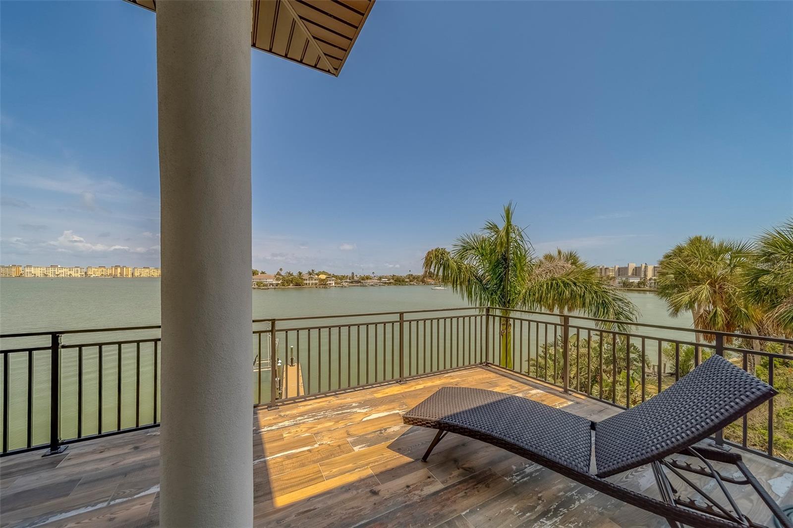 Image 30 of 92 For 15805 Redington Drive