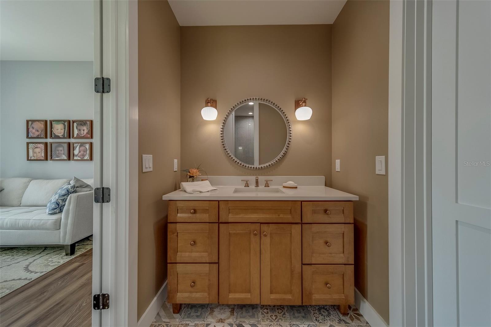 Image 44 of 92 For 15805 Redington Drive