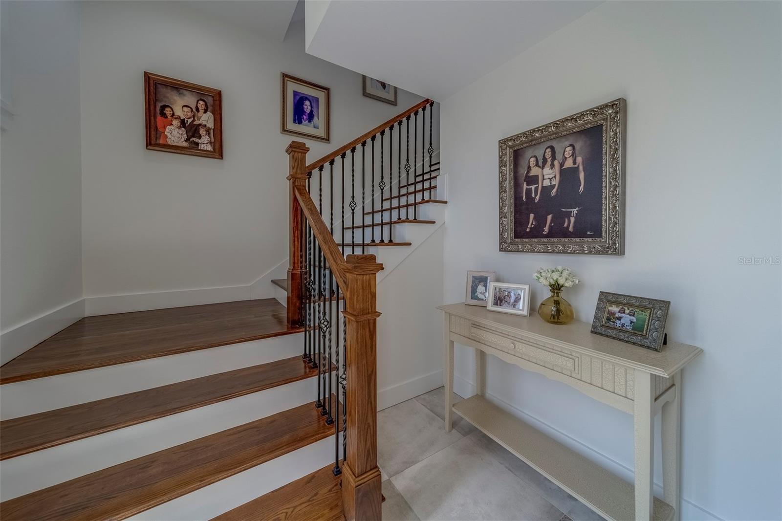 Image 51 of 92 For 15805 Redington Drive