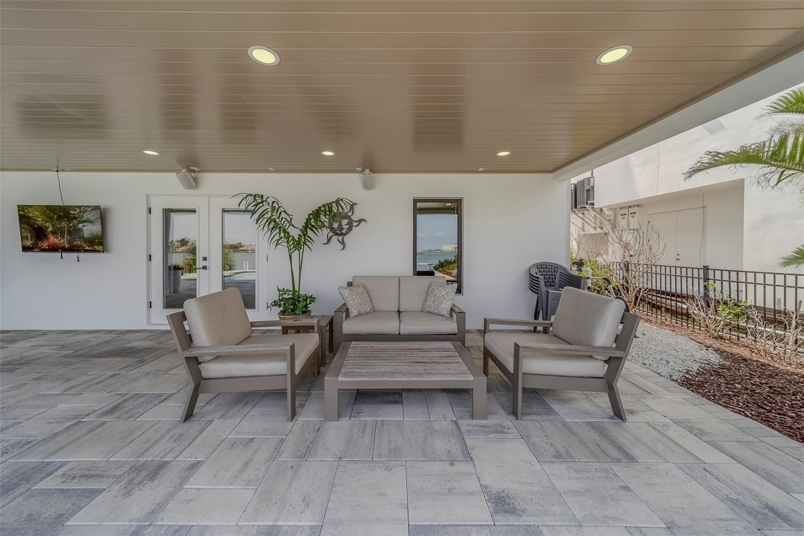 Image 59 of 92 For 15805 Redington Drive