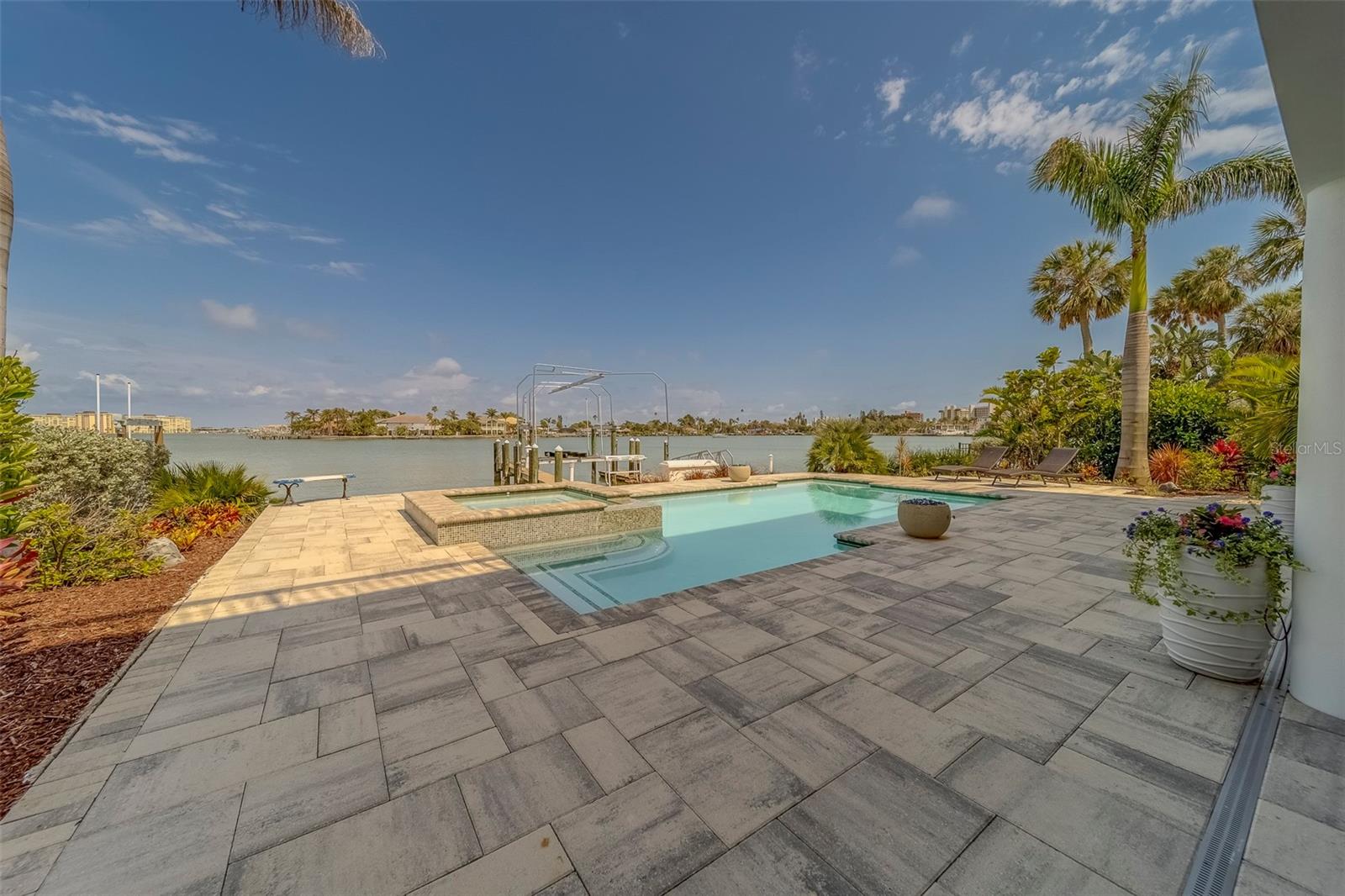 Image 60 of 92 For 15805 Redington Drive