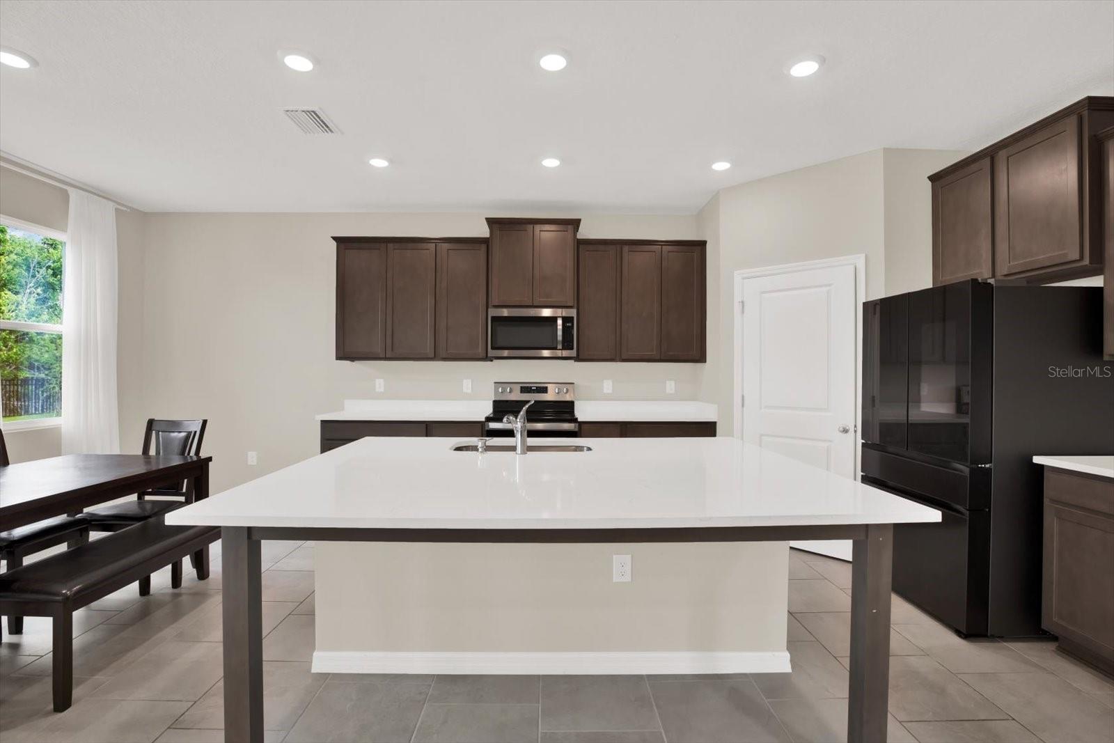 Image 12 of 54 For 10379 Bridgegate Heights Loop