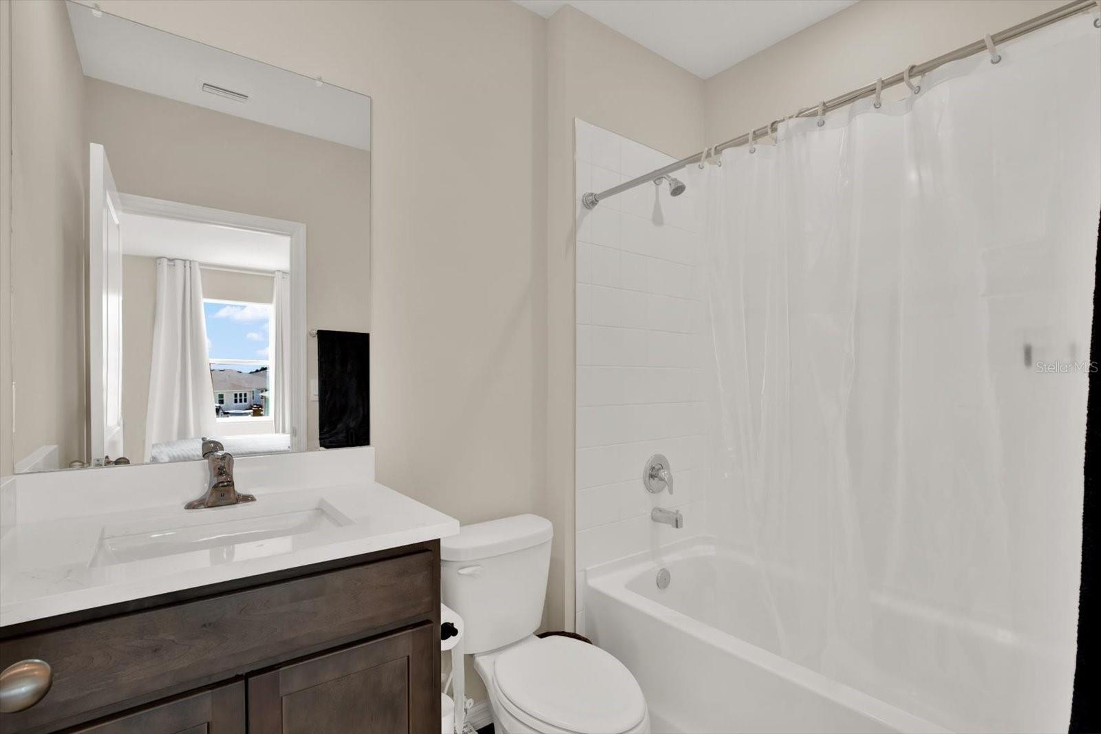 Image 15 of 54 For 10379 Bridgegate Heights Loop