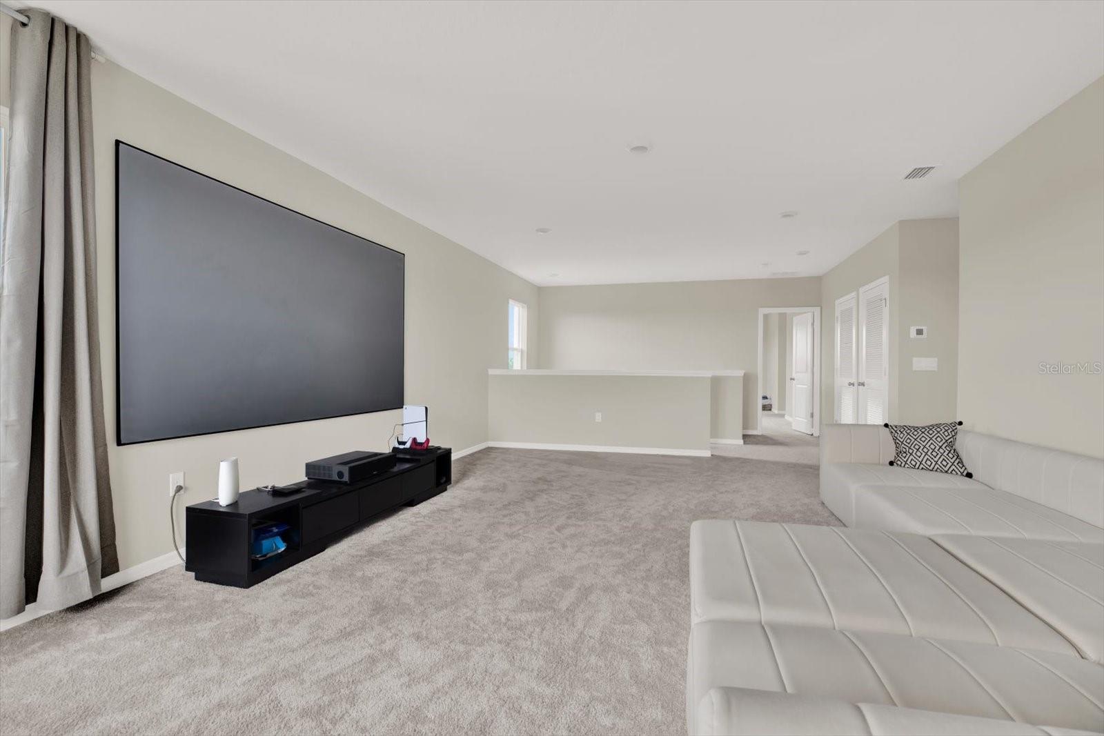 Image 17 of 54 For 10379 Bridgegate Heights Loop