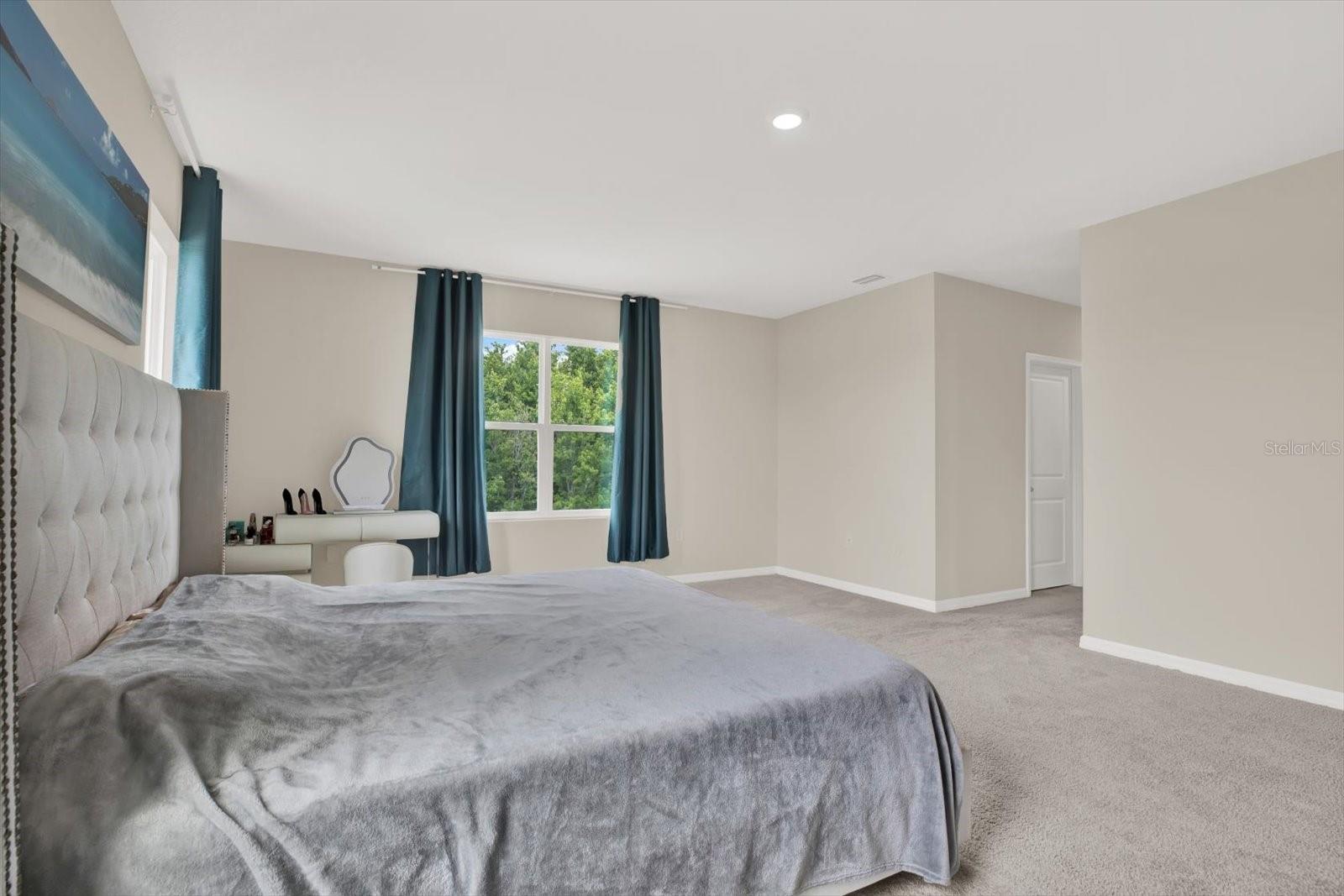 Image 23 of 54 For 10379 Bridgegate Heights Loop