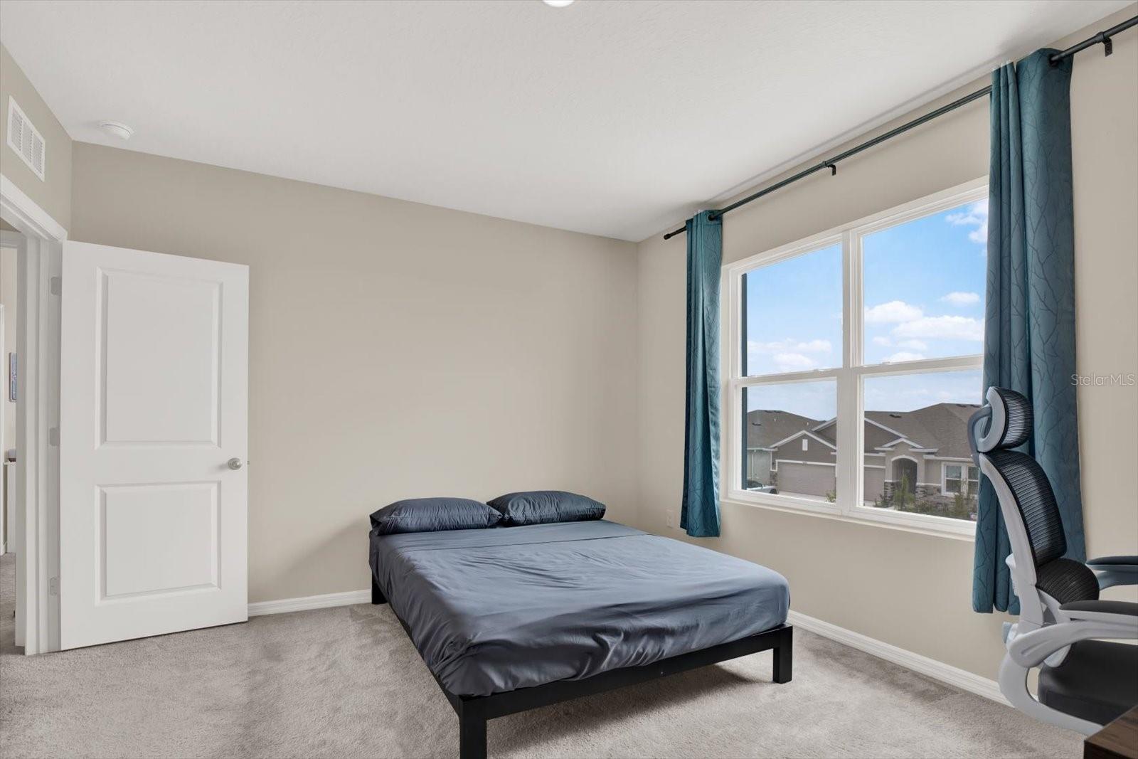 Image 34 of 54 For 10379 Bridgegate Heights Loop