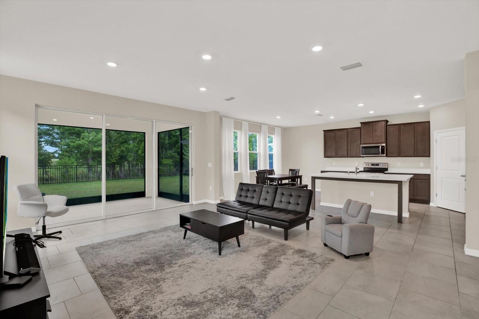 Image 7 of 54 For 10379 Bridgegate Heights Loop