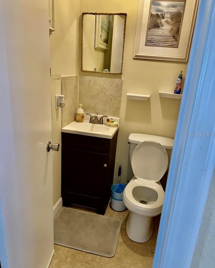 Image 22 of 48 For 6903 11th Ave E