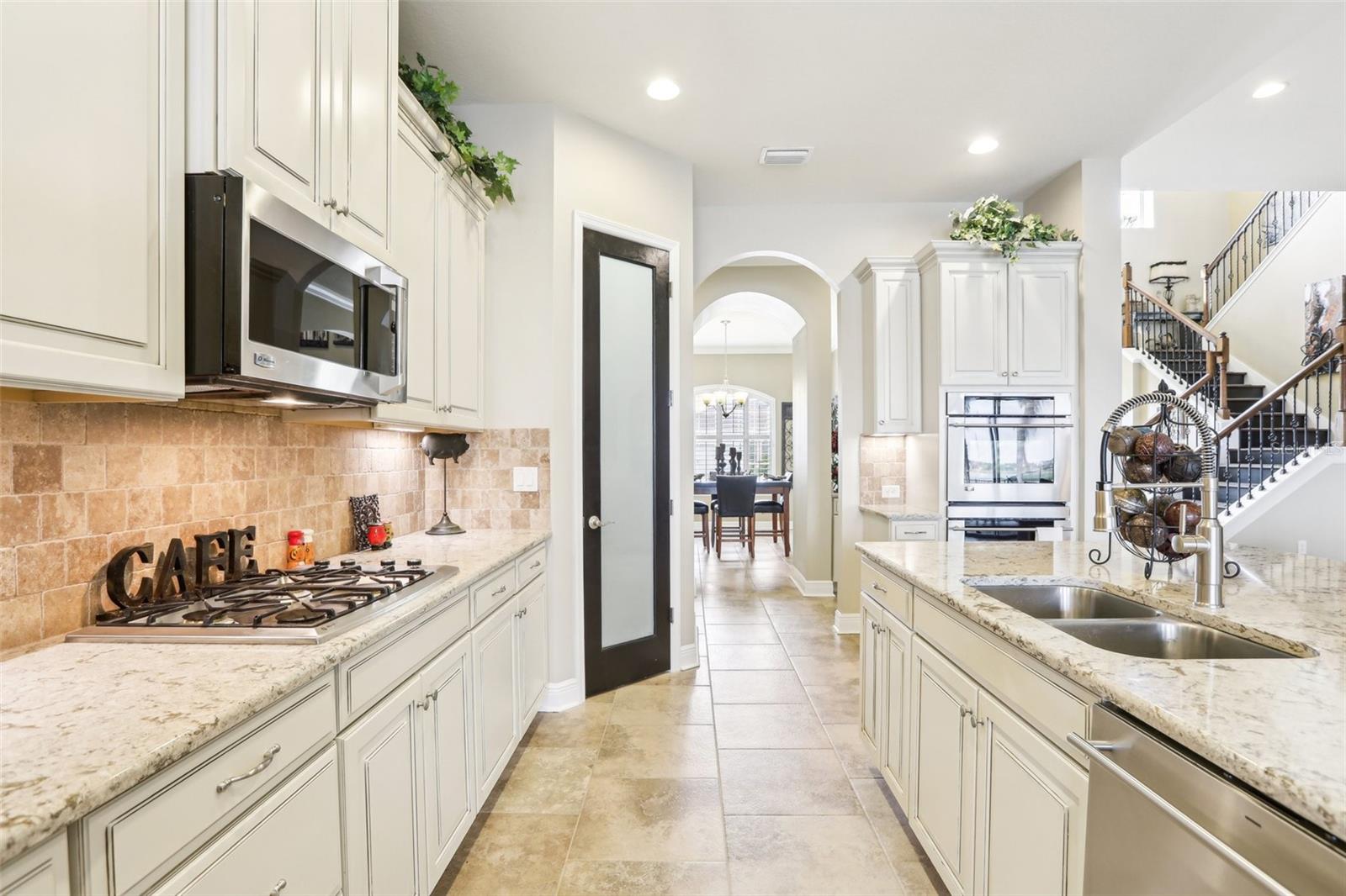 Image 11 of 43 For 11327 Lake Lucaya Drive