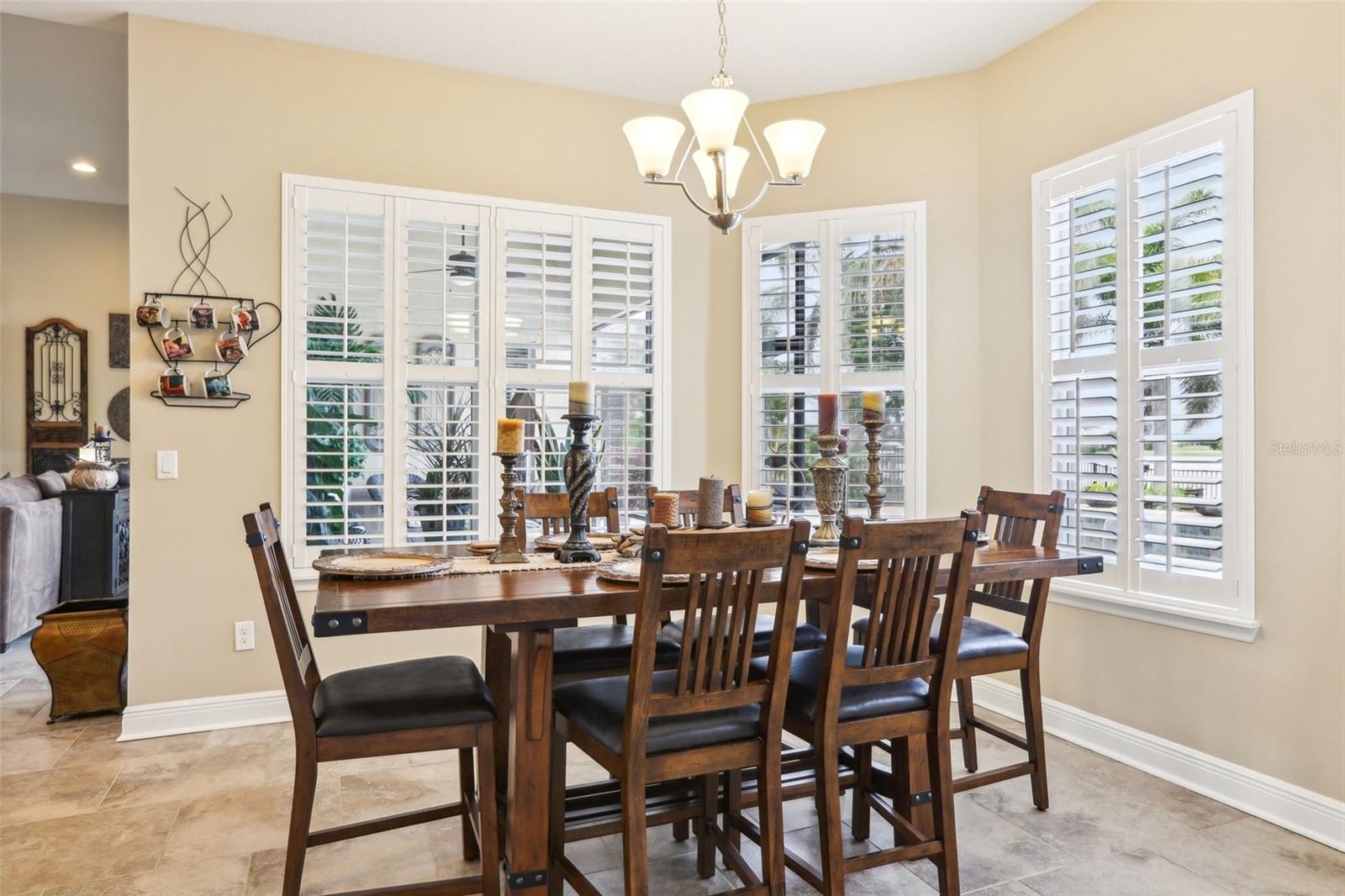 Image 13 of 43 For 11327 Lake Lucaya Drive