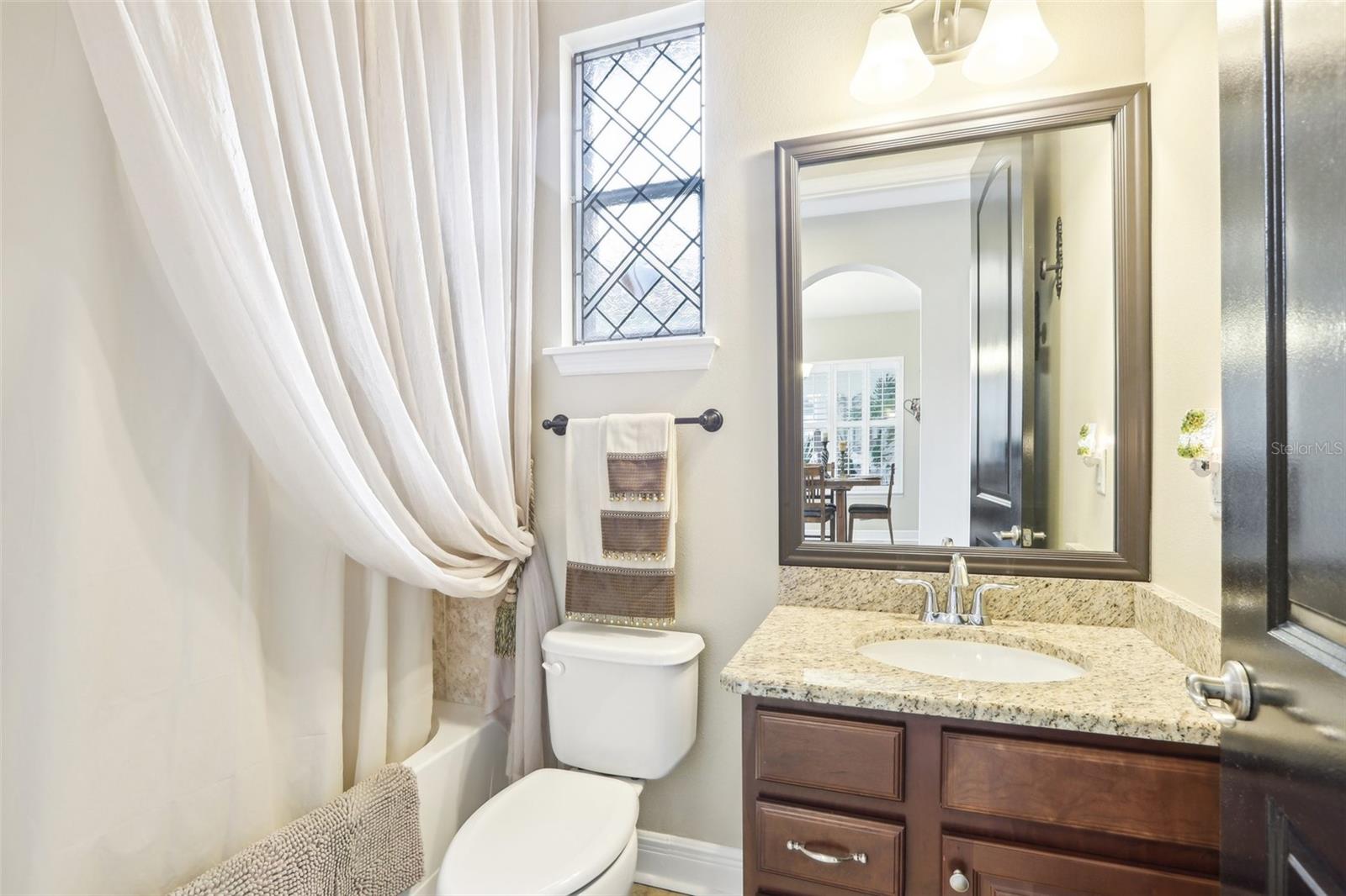 Image 21 of 43 For 11327 Lake Lucaya Drive