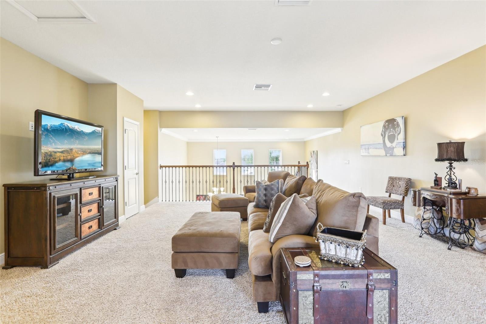 Image 22 of 43 For 11327 Lake Lucaya Drive