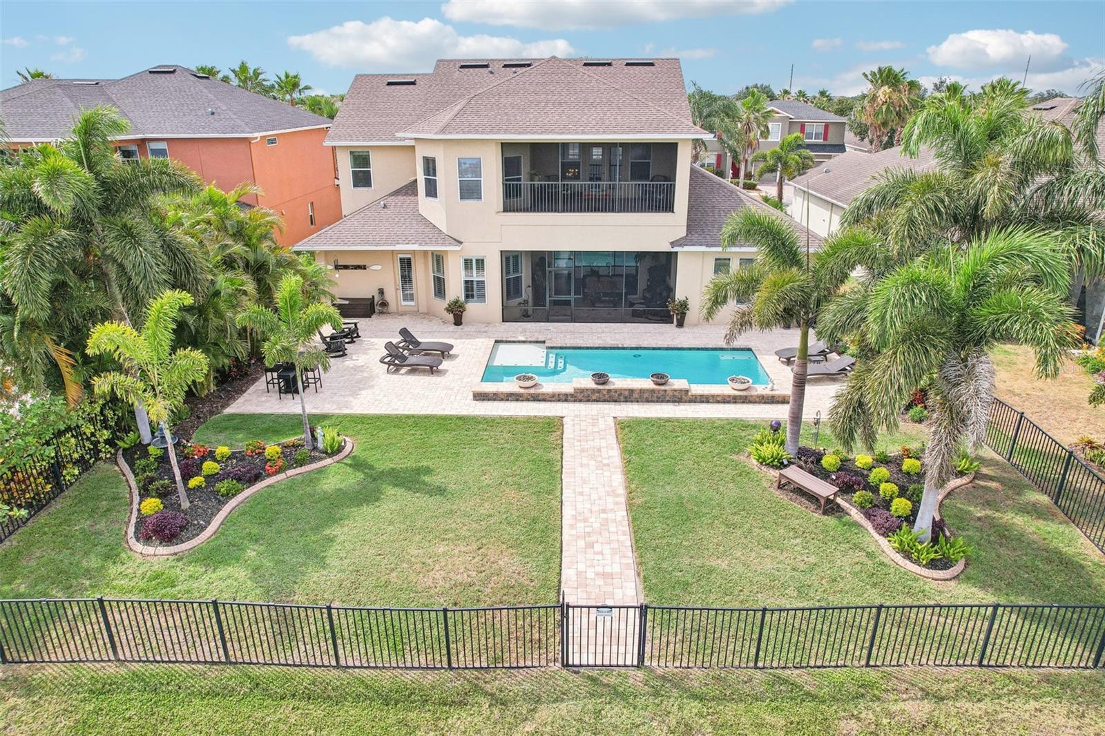 Image 38 of 43 For 11327 Lake Lucaya Drive