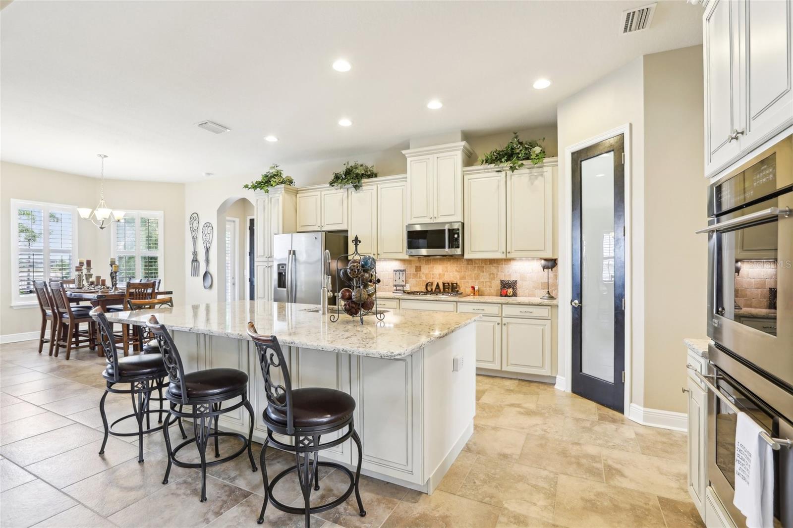 Image 9 of 43 For 11327 Lake Lucaya Drive