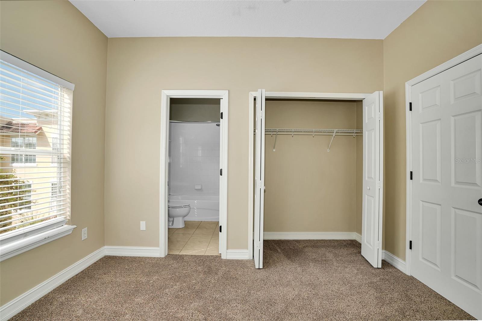 Image 33 of 40 For 3102 Toscana Circle