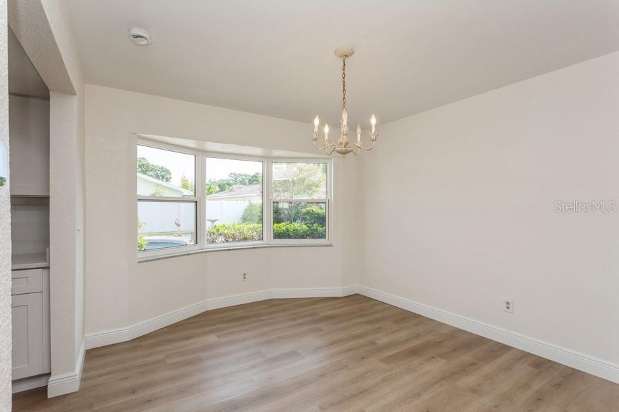 Image 7 of 27 For 2146 Waterside Drive