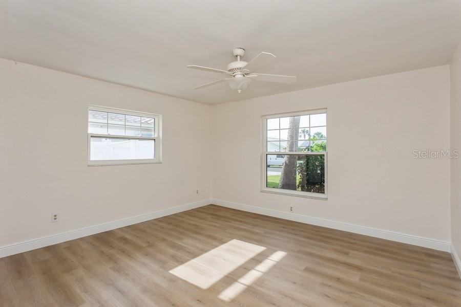 Image 8 of 27 For 2146 Waterside Drive