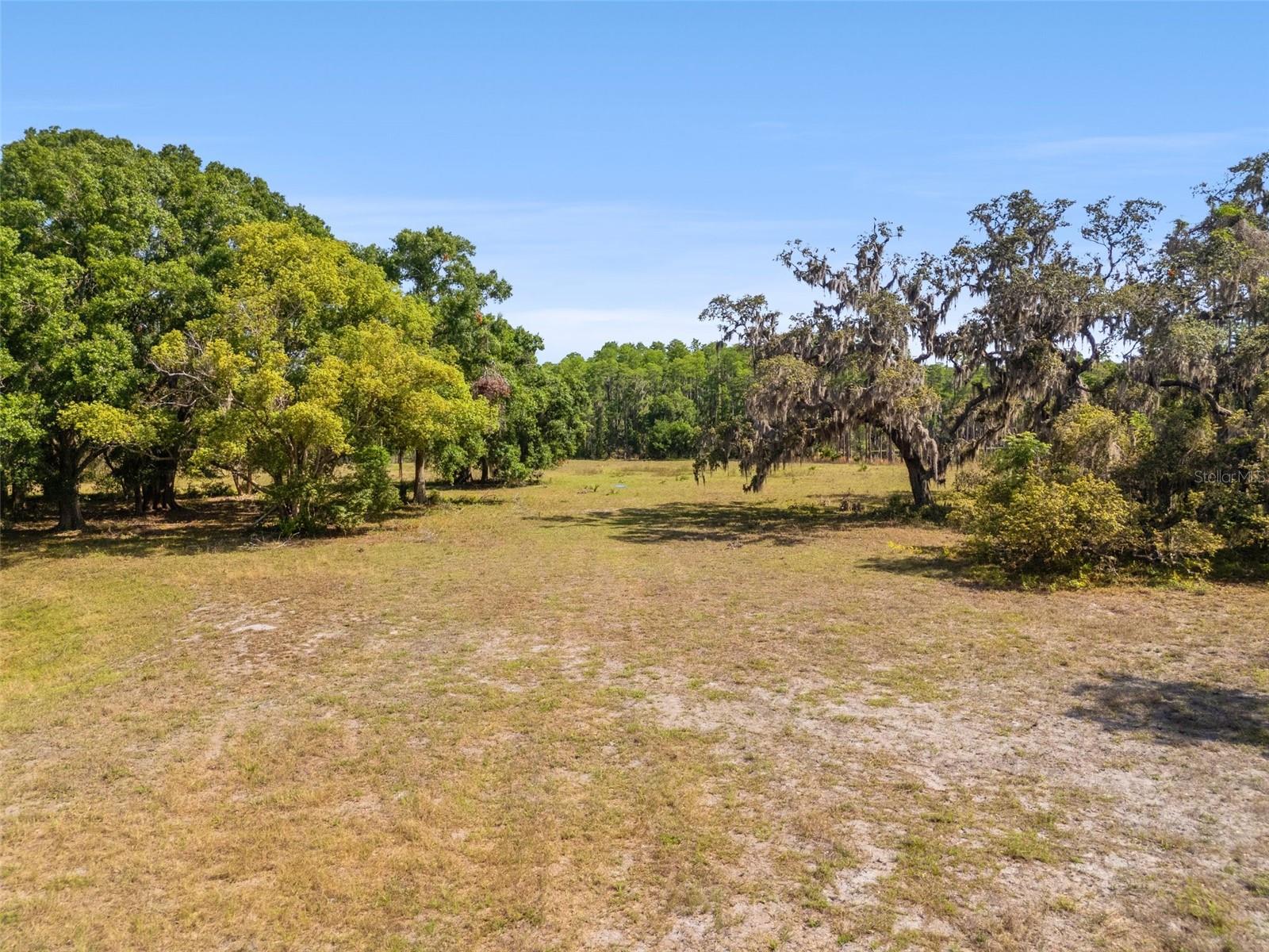 Image 11 of 33 For 18509 Jiretz Road