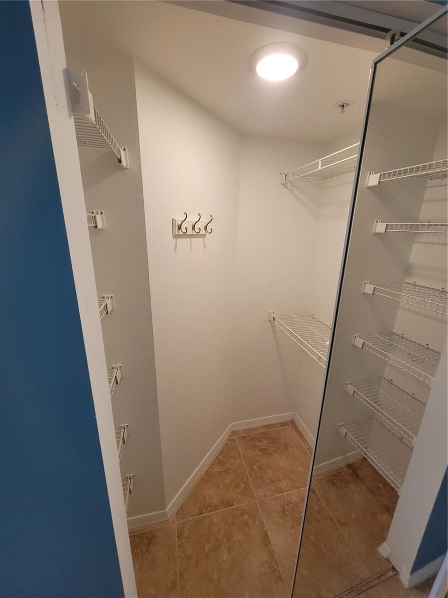 Image 11 of 30 For 6315 Shoreline Drive 3107