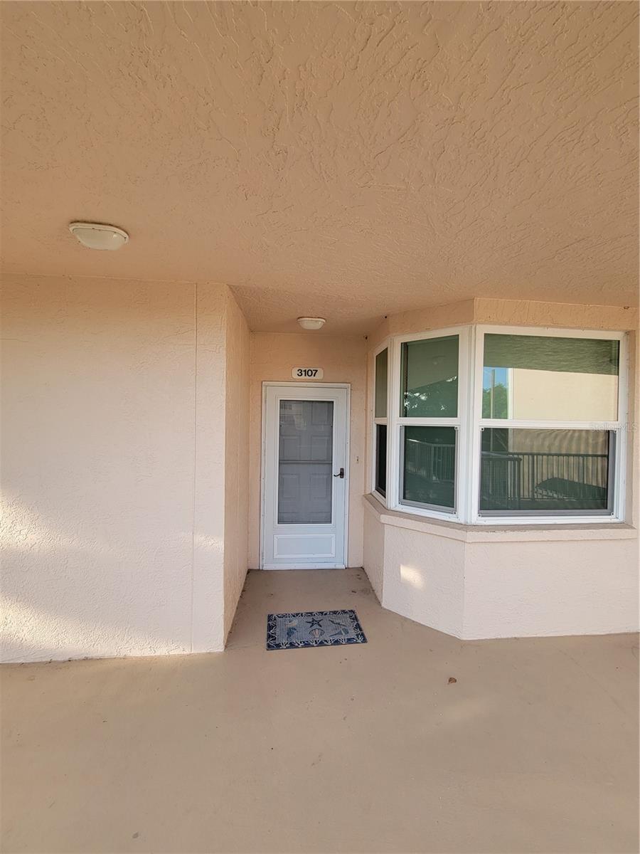 Image 21 of 30 For 6315 Shoreline Drive 3107