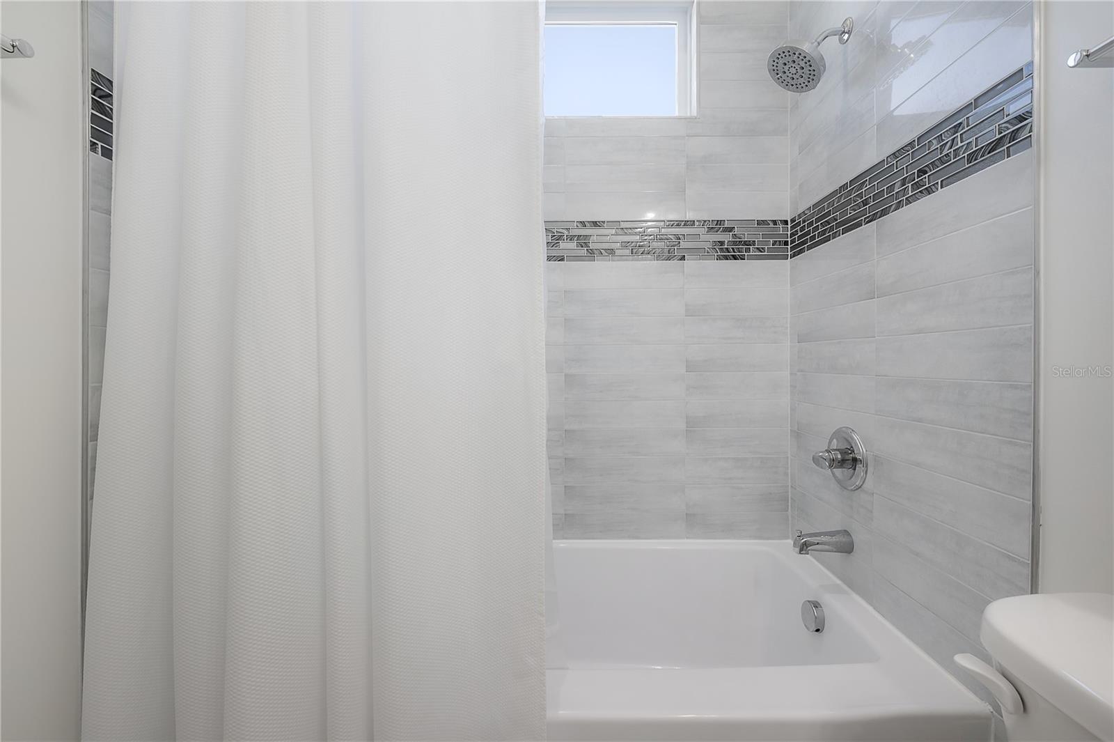 Image 48 of 55 For 1813 Hillside Drive
