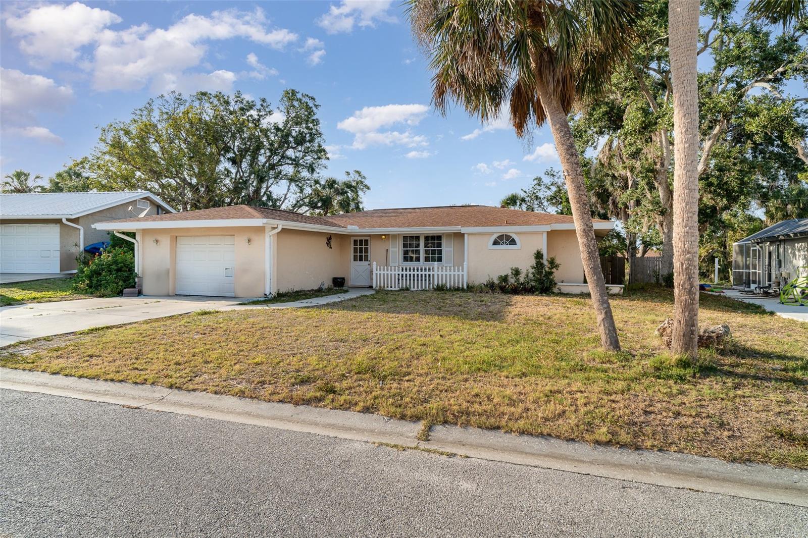 Image 2 of 30 For 504 Casas Bonitas Drive