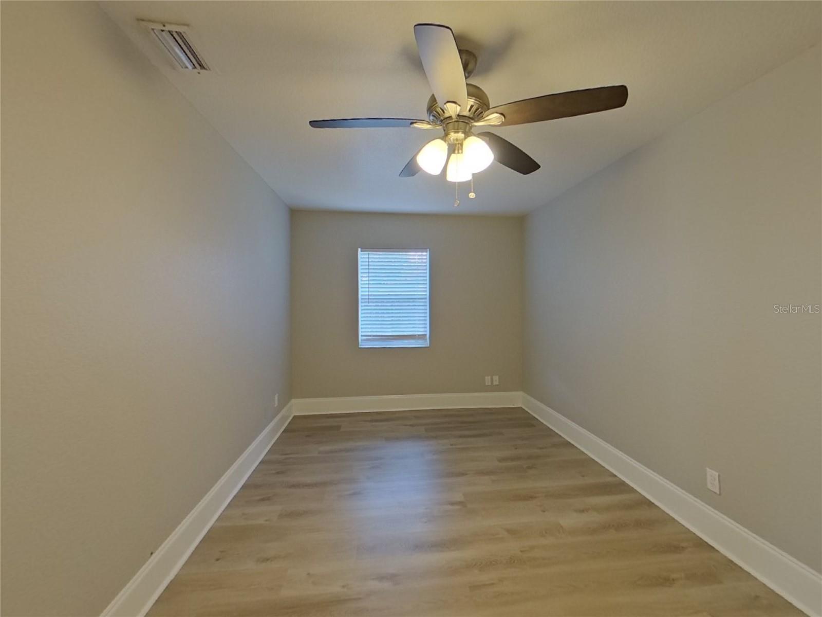 Image 16 of 23 For 11375 68th Avenue