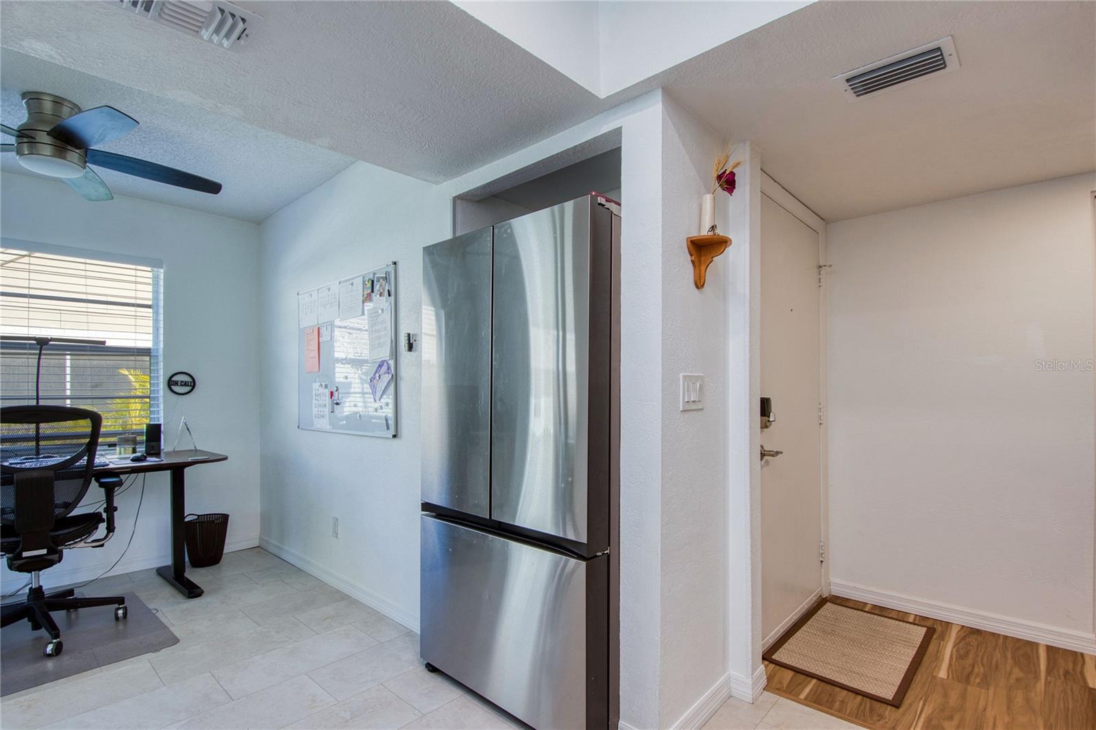 Image 14 of 38 For 2870 Rampart Circle