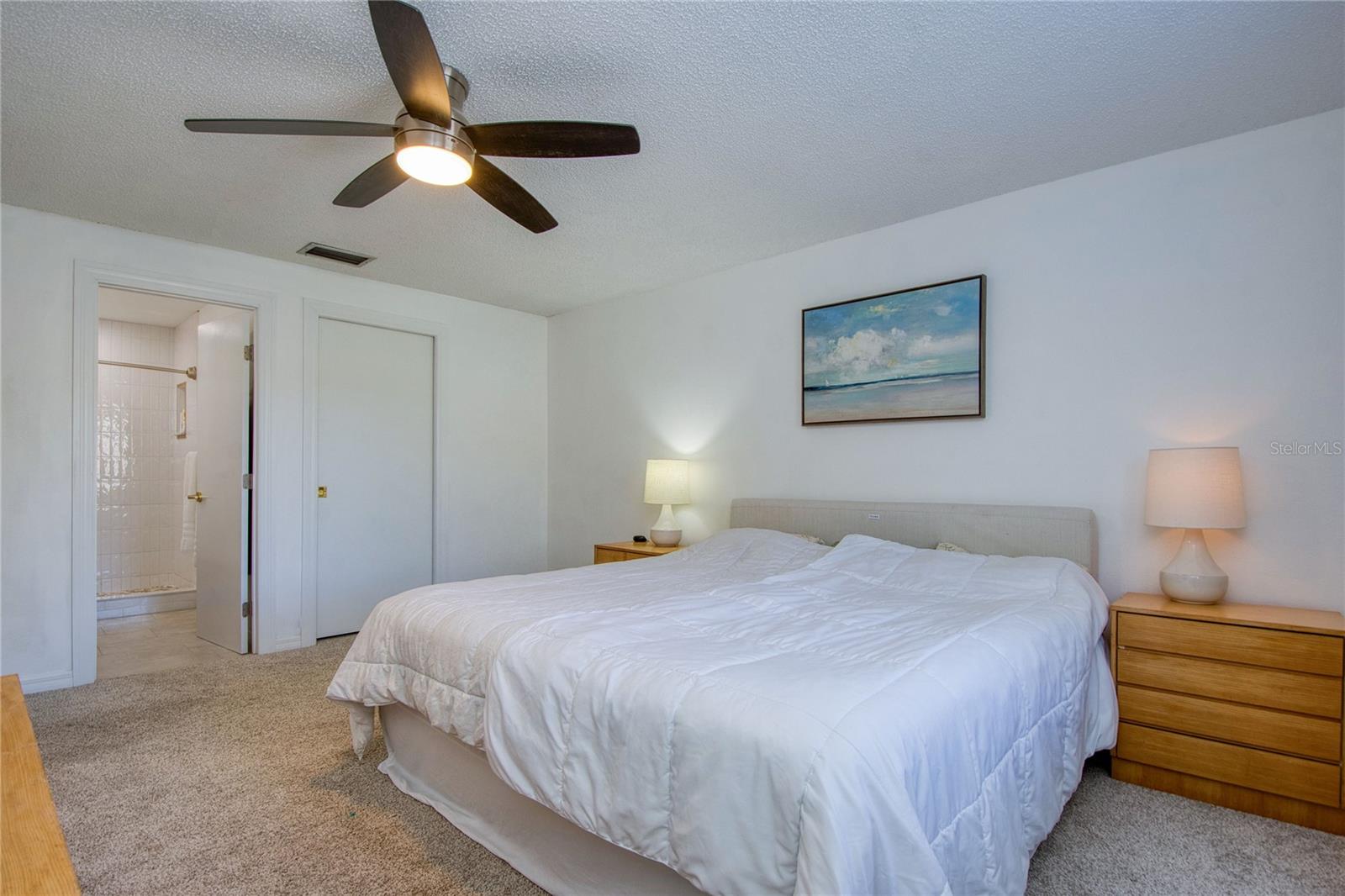 Image 22 of 38 For 2870 Rampart Circle