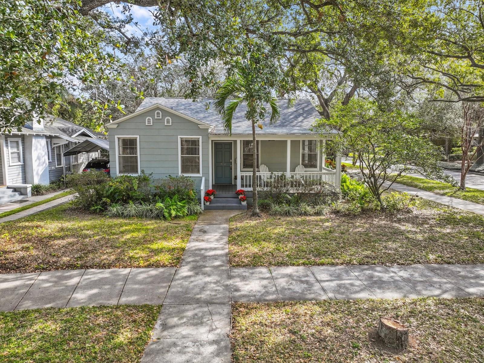 Image 2 of 42 For 914 Bruce Street