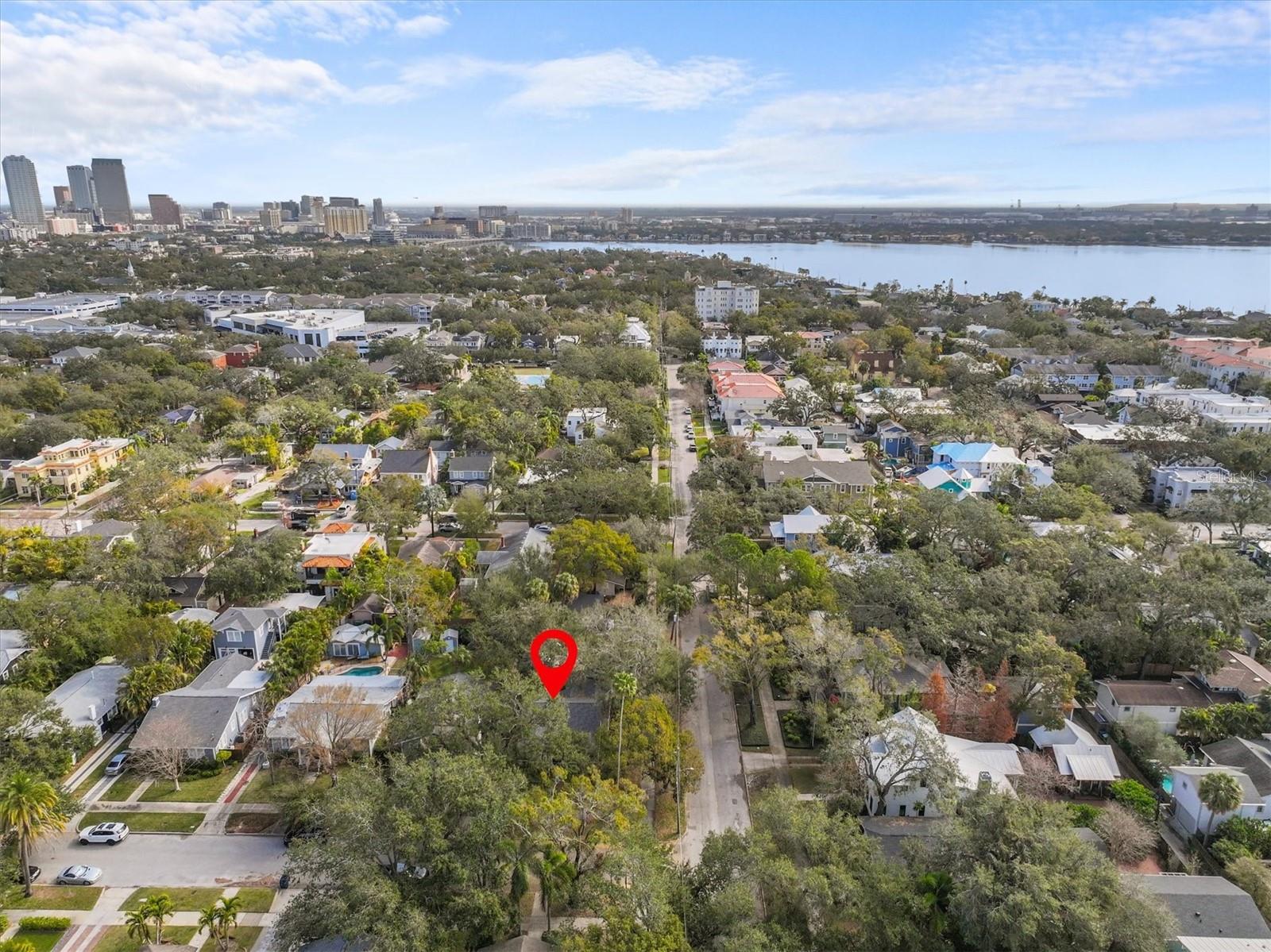 Image 40 of 42 For 914 Bruce Street