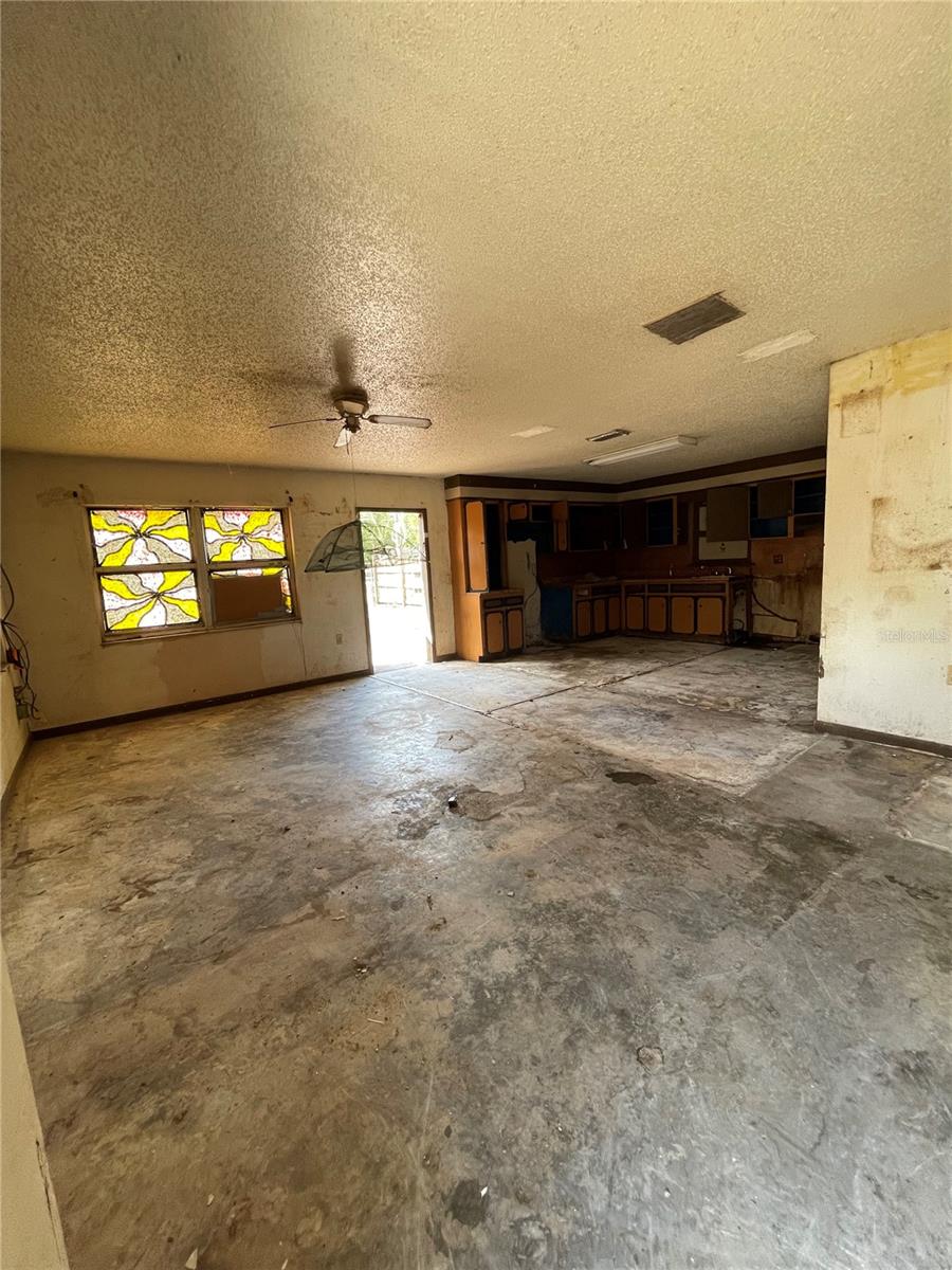 Image 9 of 18 For 2610 Tennessee Road