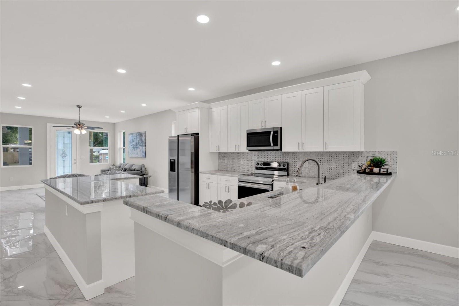 Image 3 of 24 For 4071 45th Avenue N