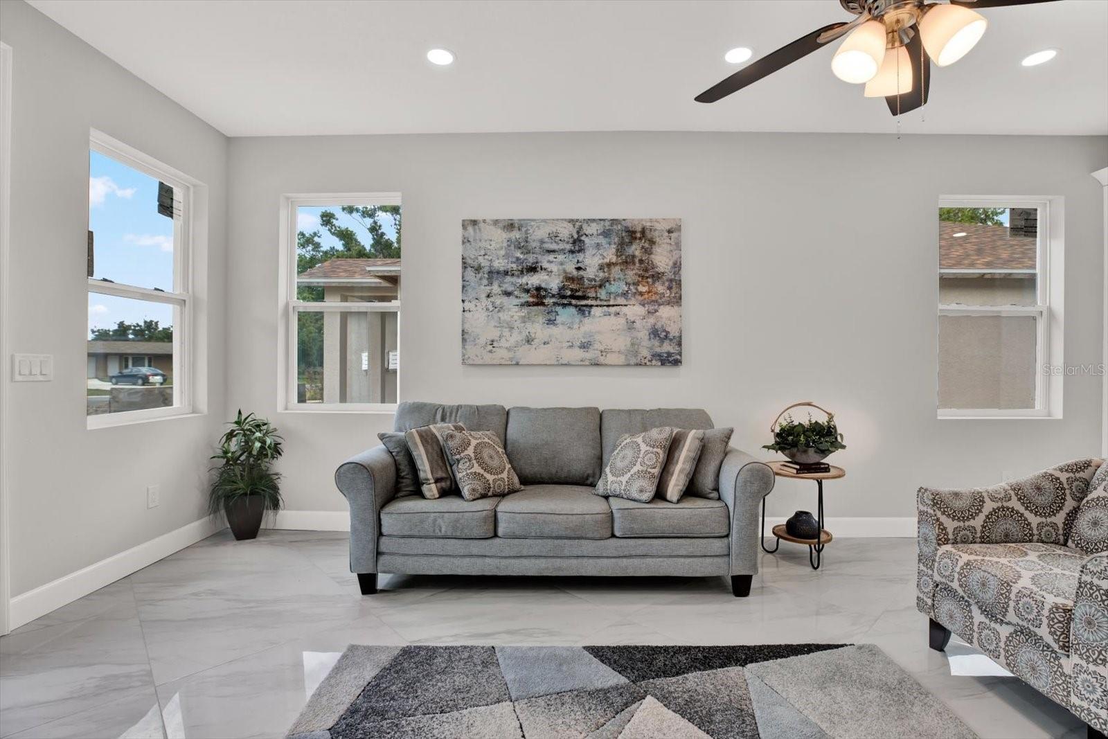 Image 4 of 24 For 4071 45th Avenue N