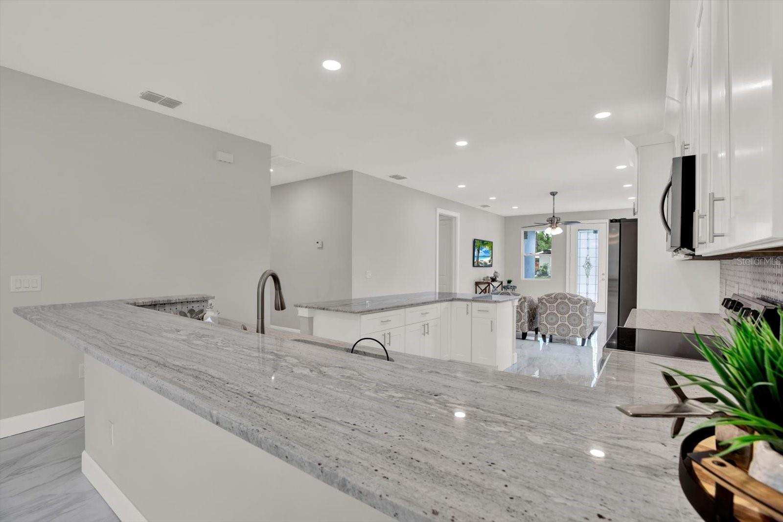Image 6 of 24 For 4071 45th Avenue N