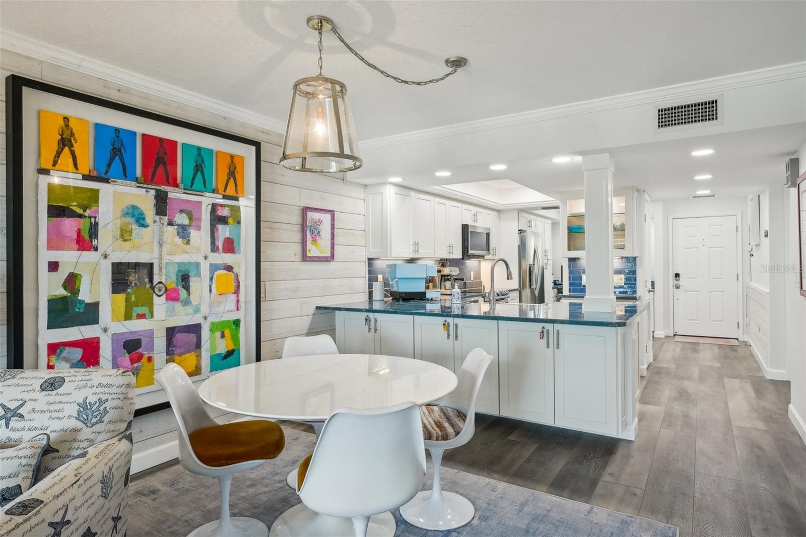 Image 13 of 59 For 7564 Bayshore Drive 302