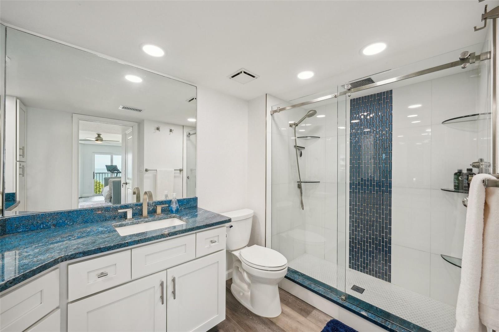 Image 30 of 59 For 7564 Bayshore Drive 302