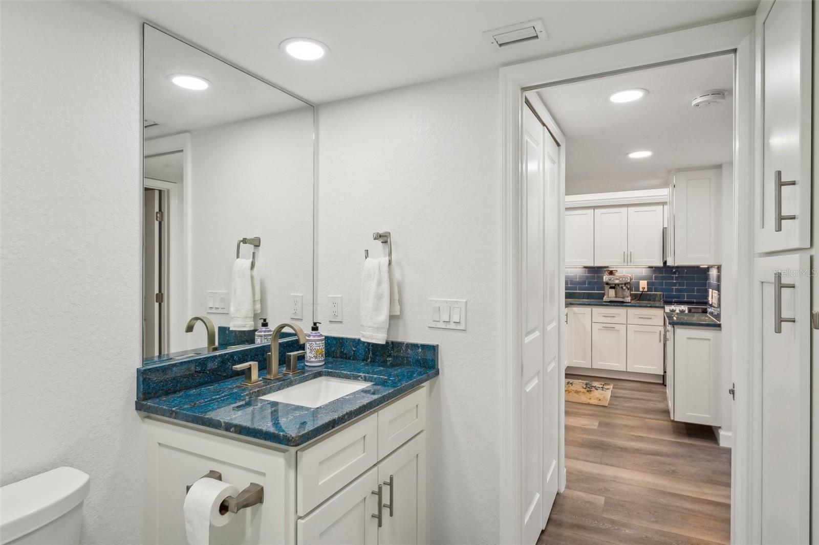 Image 34 of 59 For 7564 Bayshore Drive 302