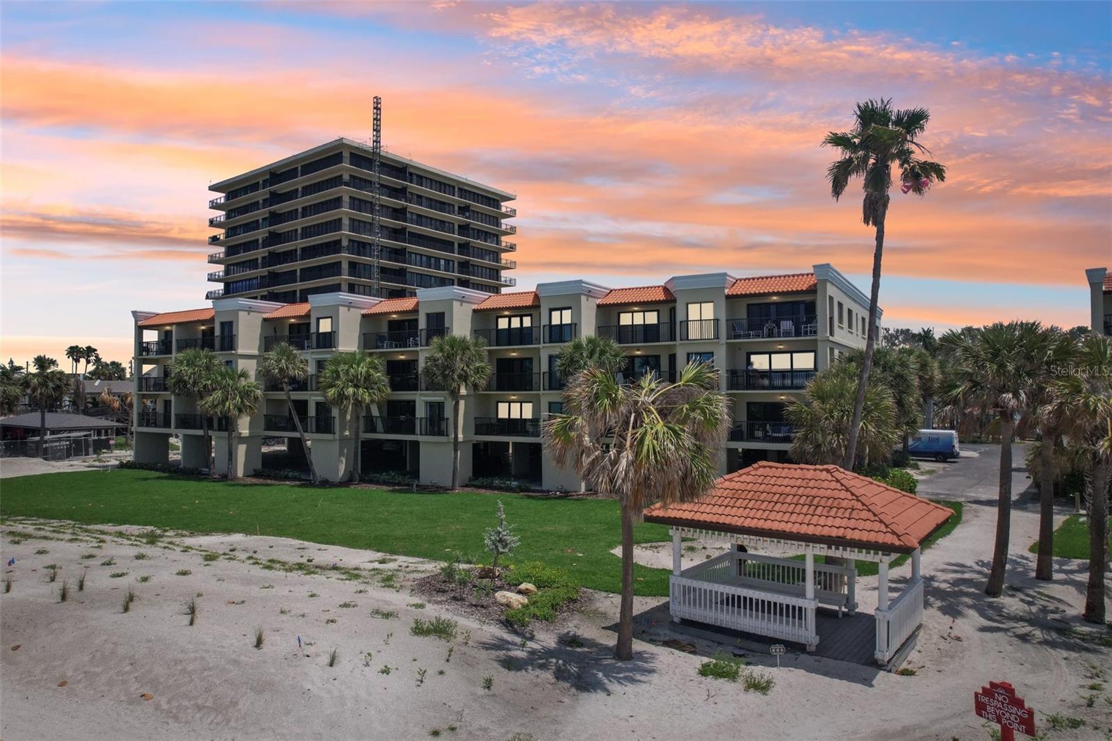 Image 46 of 59 For 7564 Bayshore Drive 302
