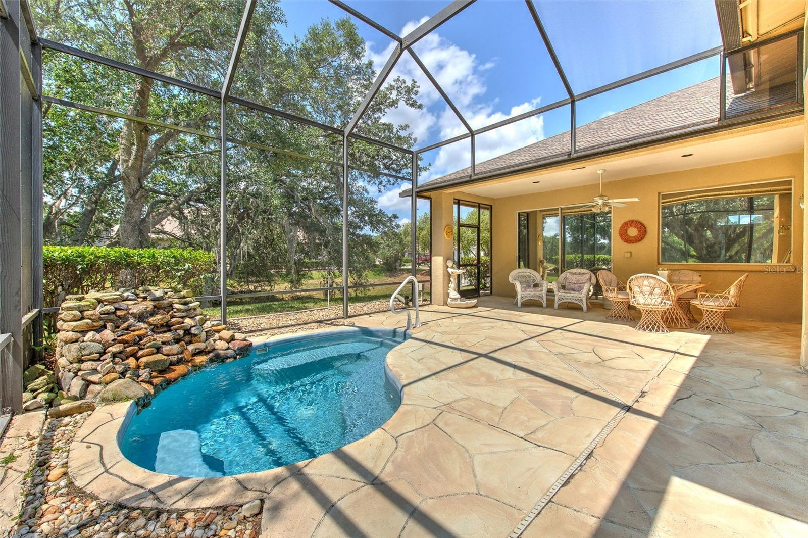 Image 37 of 86 For 3350 Stonebridge Trl