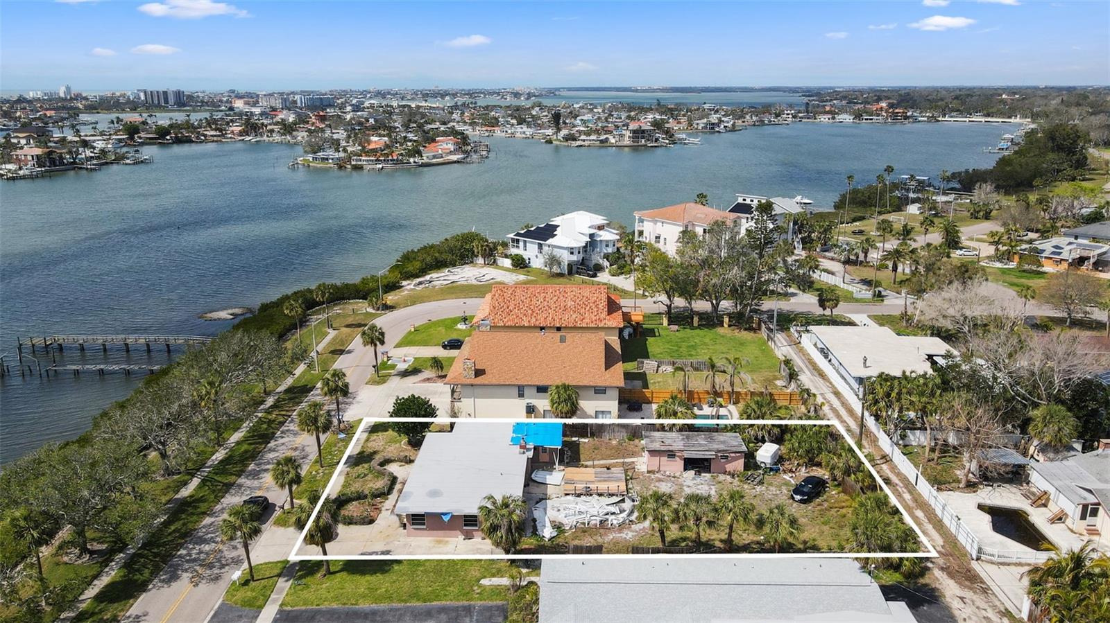 Image 21 of 22 For 7075 Sunset Drive S