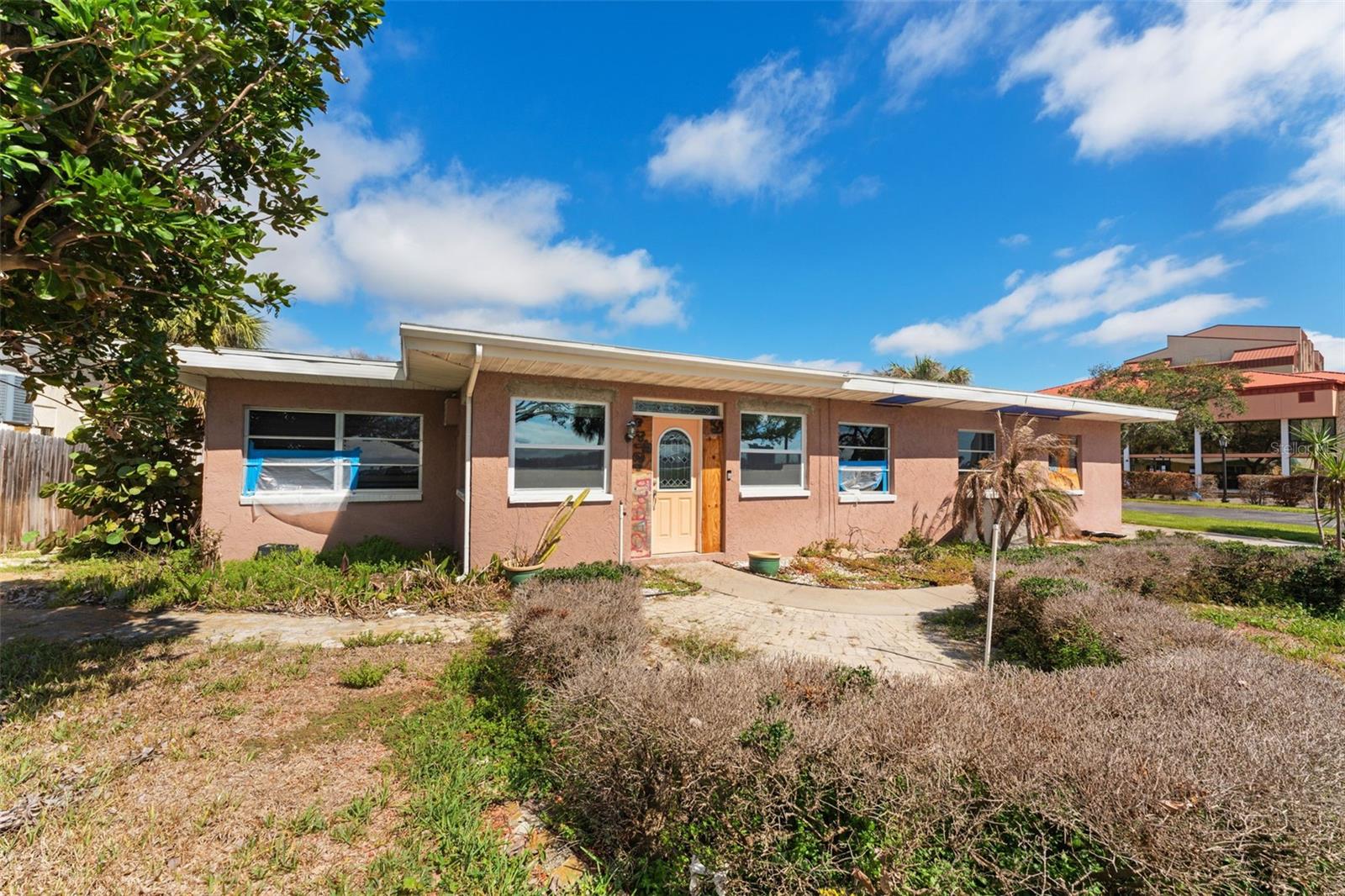 Image 4 of 22 For 7075 Sunset Drive S