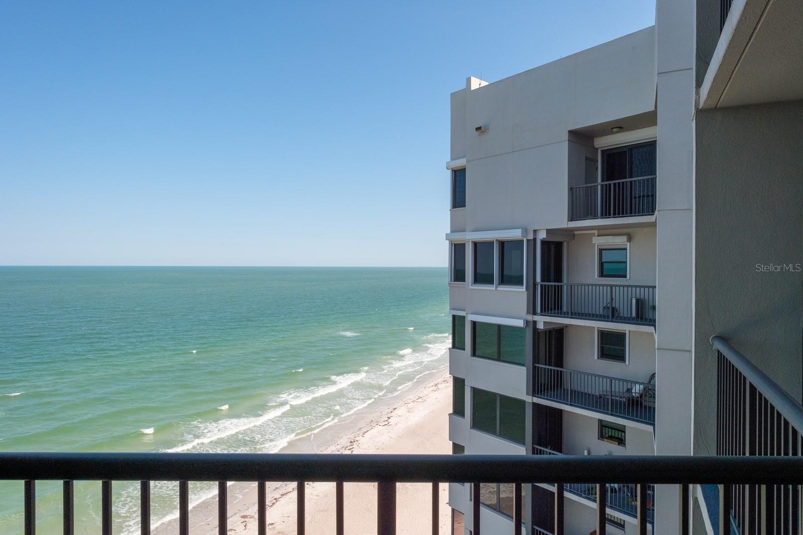Image 37 of 51 For 1600 Gulf Boulevard 1112