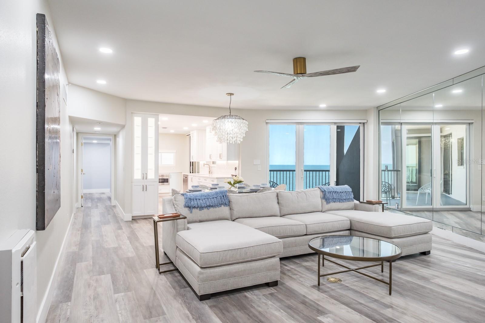 Image 4 of 51 For 1600 Gulf Boulevard 1112