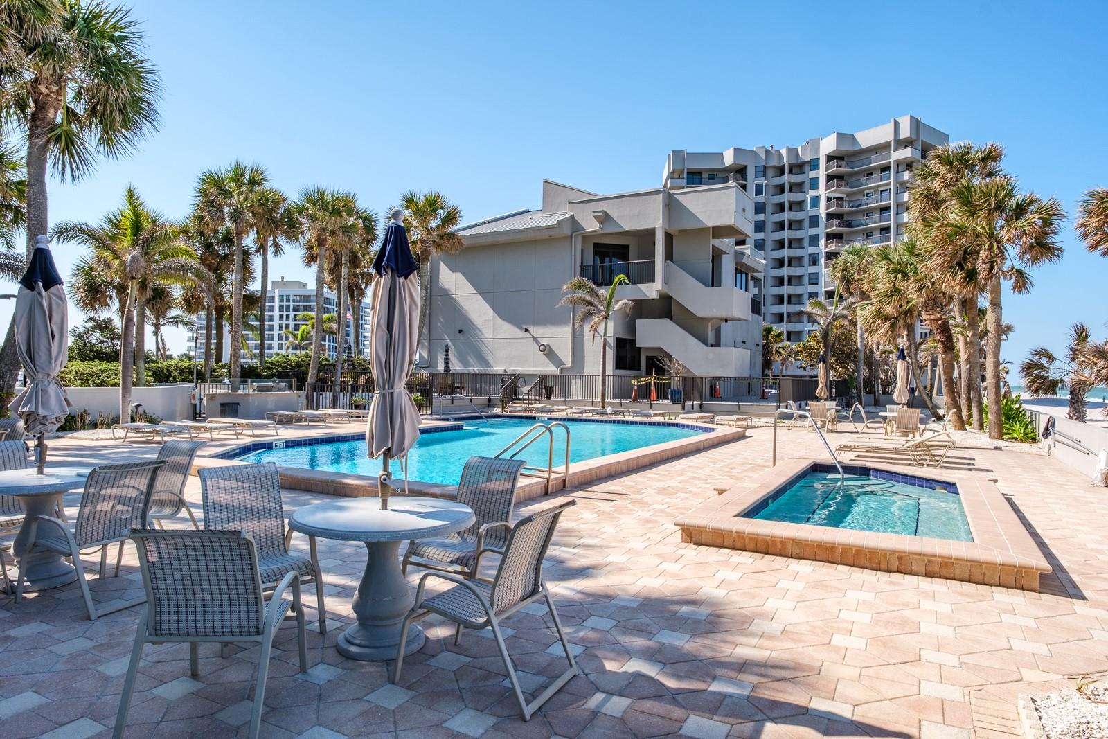 Image 40 of 51 For 1600 Gulf Boulevard 1112