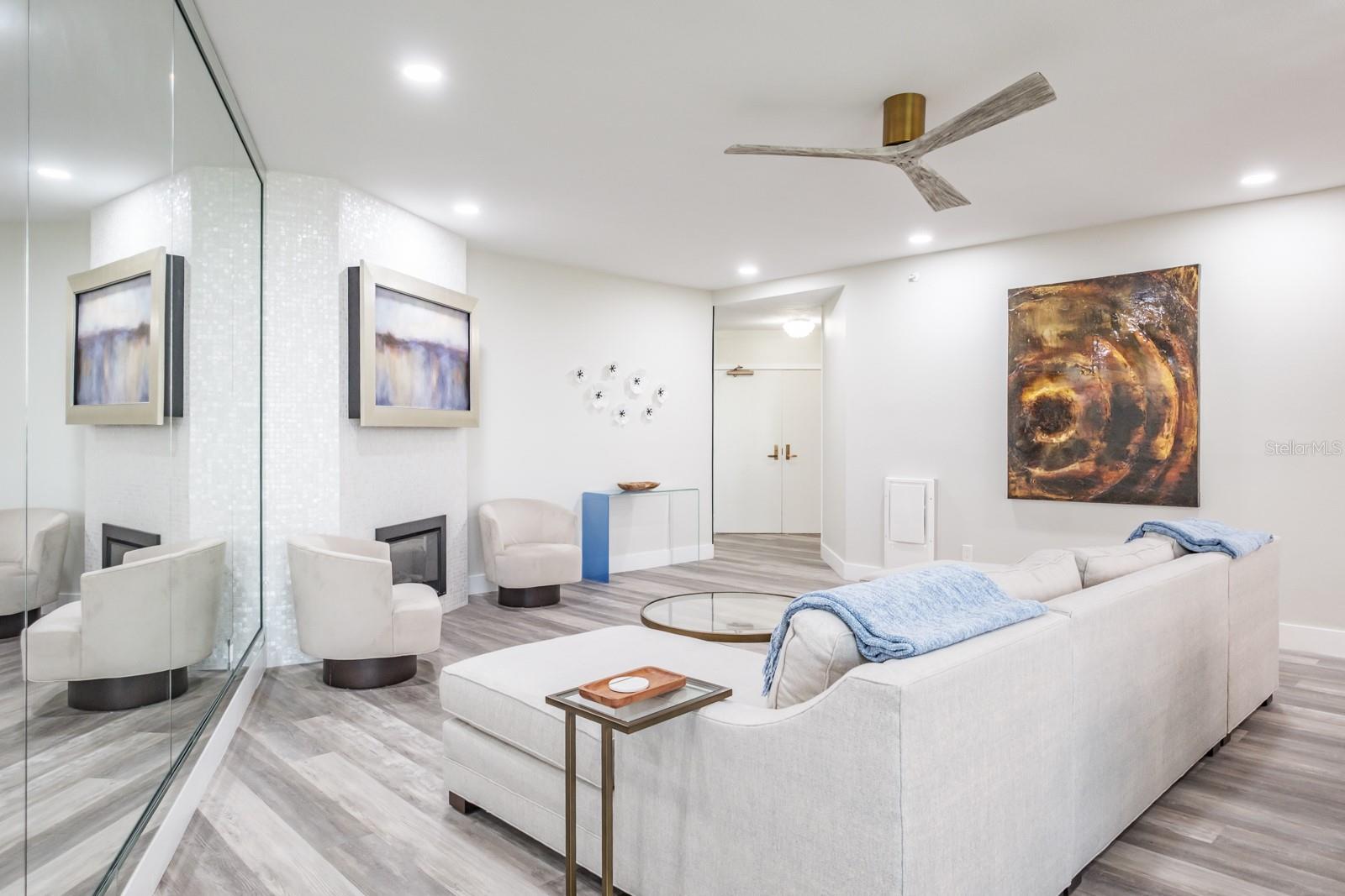 Image 7 of 51 For 1600 Gulf Boulevard 1112