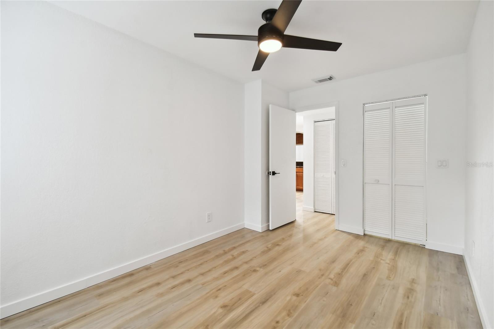 Image 10 of 20 For 5440 Macdill Avenue 1e