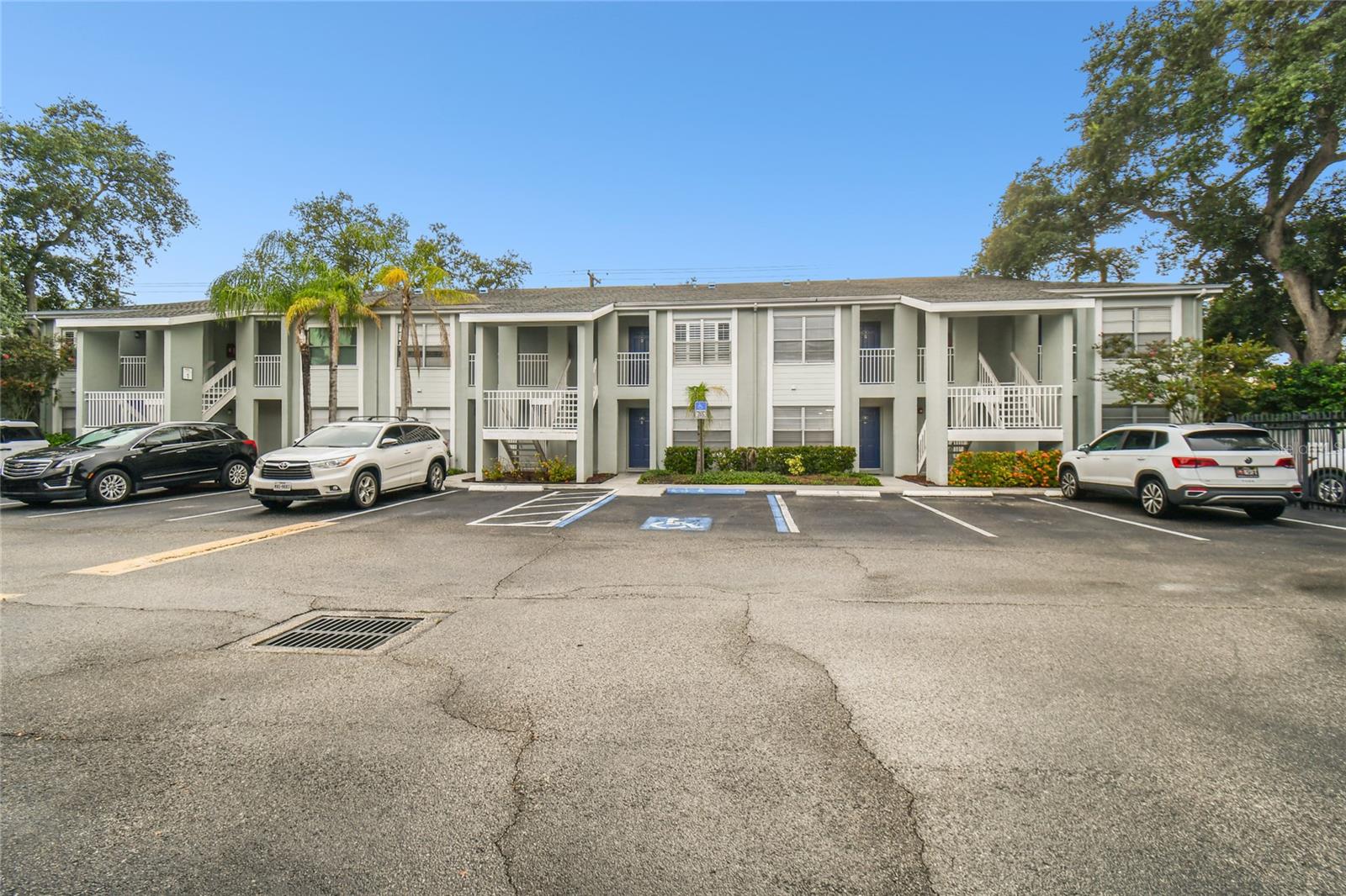 Image 12 of 20 For 5440 Macdill Avenue 1e